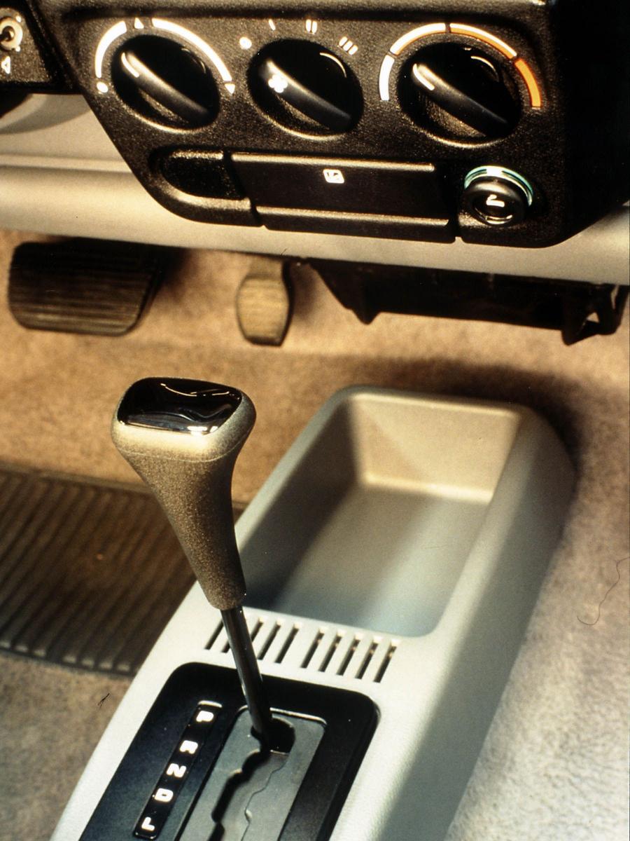  Ford Fiesta 1983 года  (фото 3 из 4)